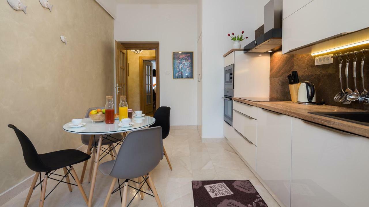 Luxury Apartment Luce Split Kültér fotó